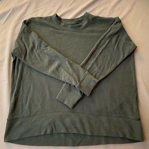 Aerie over sized green sweatshirt